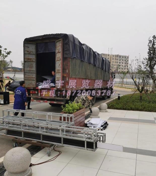 江西桁架：赣州杉杉奥特莱斯广场